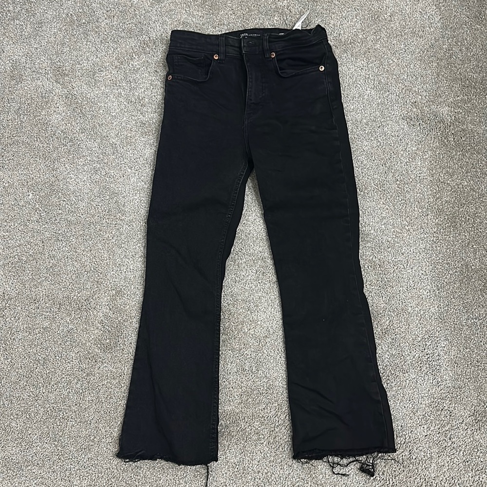 Zara mid Rise cropped flare jeans